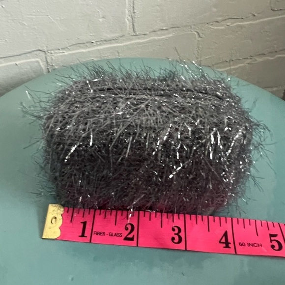 Mac Cosmetics - sparkle pouch- new - Picture 3 of 4